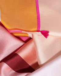 Carré Quatuor en soie nude