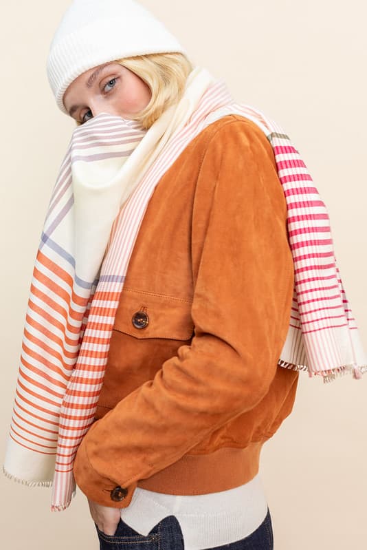 Echarpe Bahaus en soie laine cachemire écru